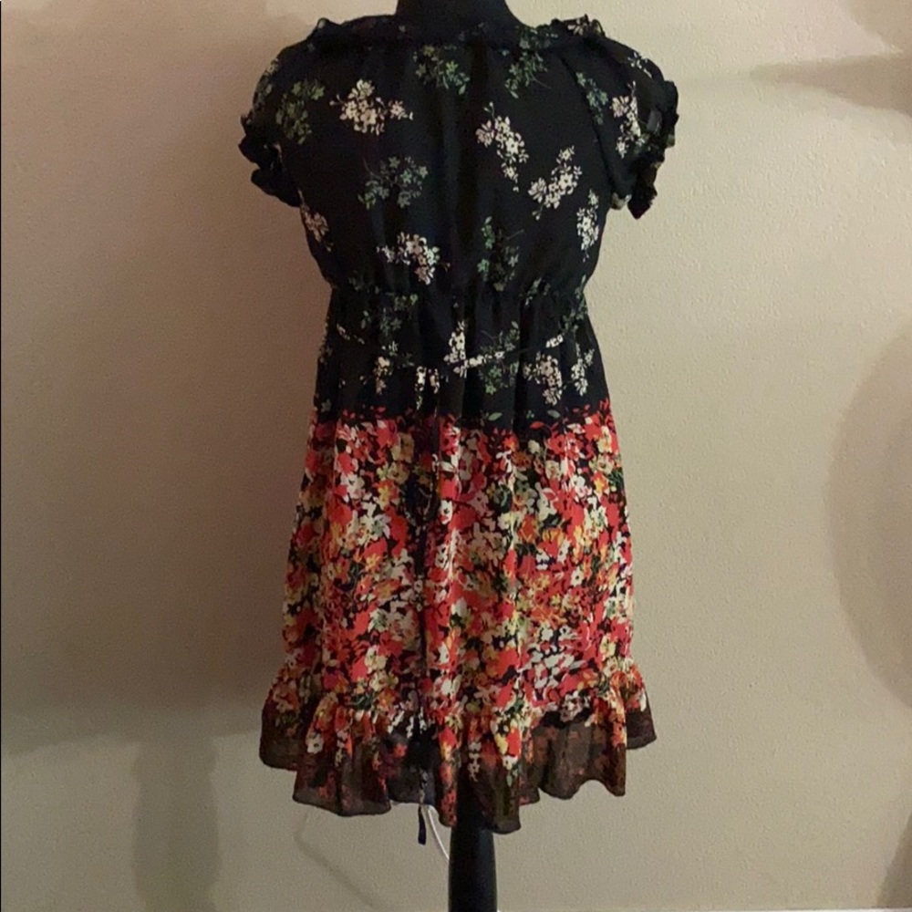 Floral Dress - Picture 4 of 5
